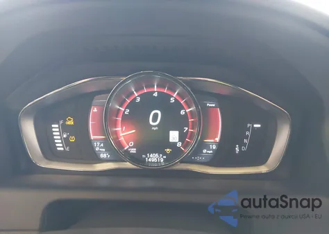 2016 Volvo Xc60 T6 Platinum z USA, uszkodzony, nr VIN YV4902RM6G2812102